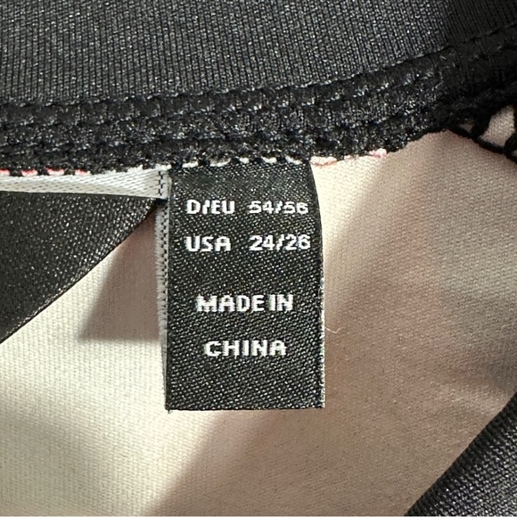 Ulla Popken Neon Graphic Zip Front Back Pocket Stretch Knit Cycling Top 24/26 - Picture 6 of 16